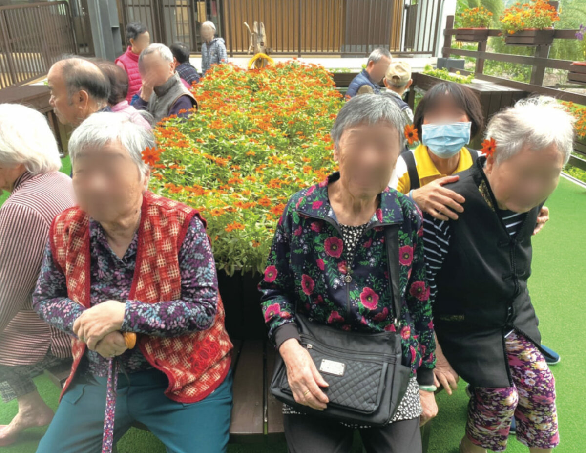 2 樓有空中花園，讓失智長輩有戶外遊走空間，亦可種菜，貼近大自然。(圖片來源/王品涵、悠活住宿長照機構) 