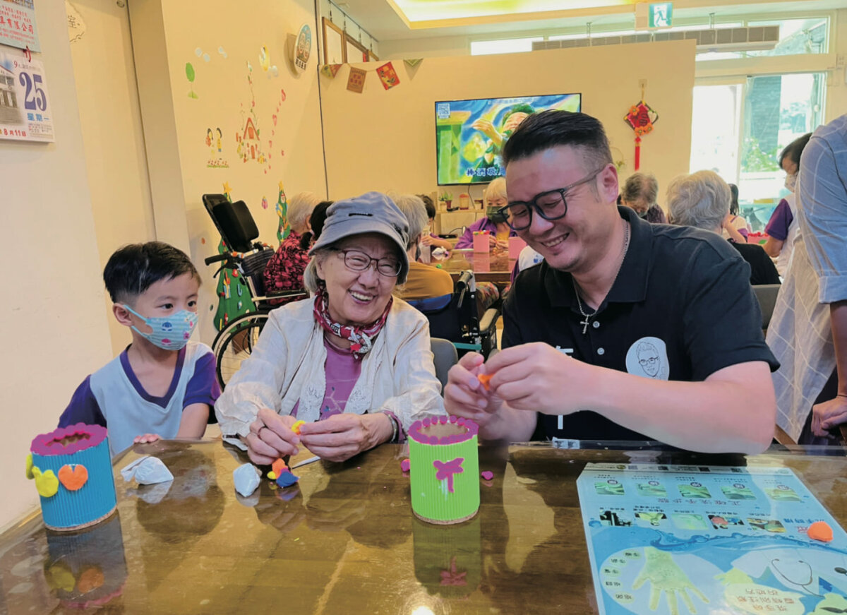 老幼活動。(圖片來源/朝日長照機構)