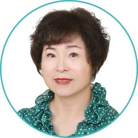 中華民國護理師護士公會全國聯合會長期照護政策小組委員、台灣居家護理暨服務協會理事長曾勤媛