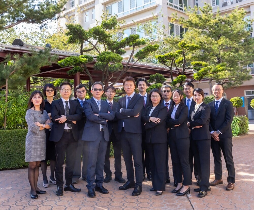 陳謀與周孟賢齊心推動青松健康上市，共同寫下長照與證券史上的新頁。(攝影/王永村)