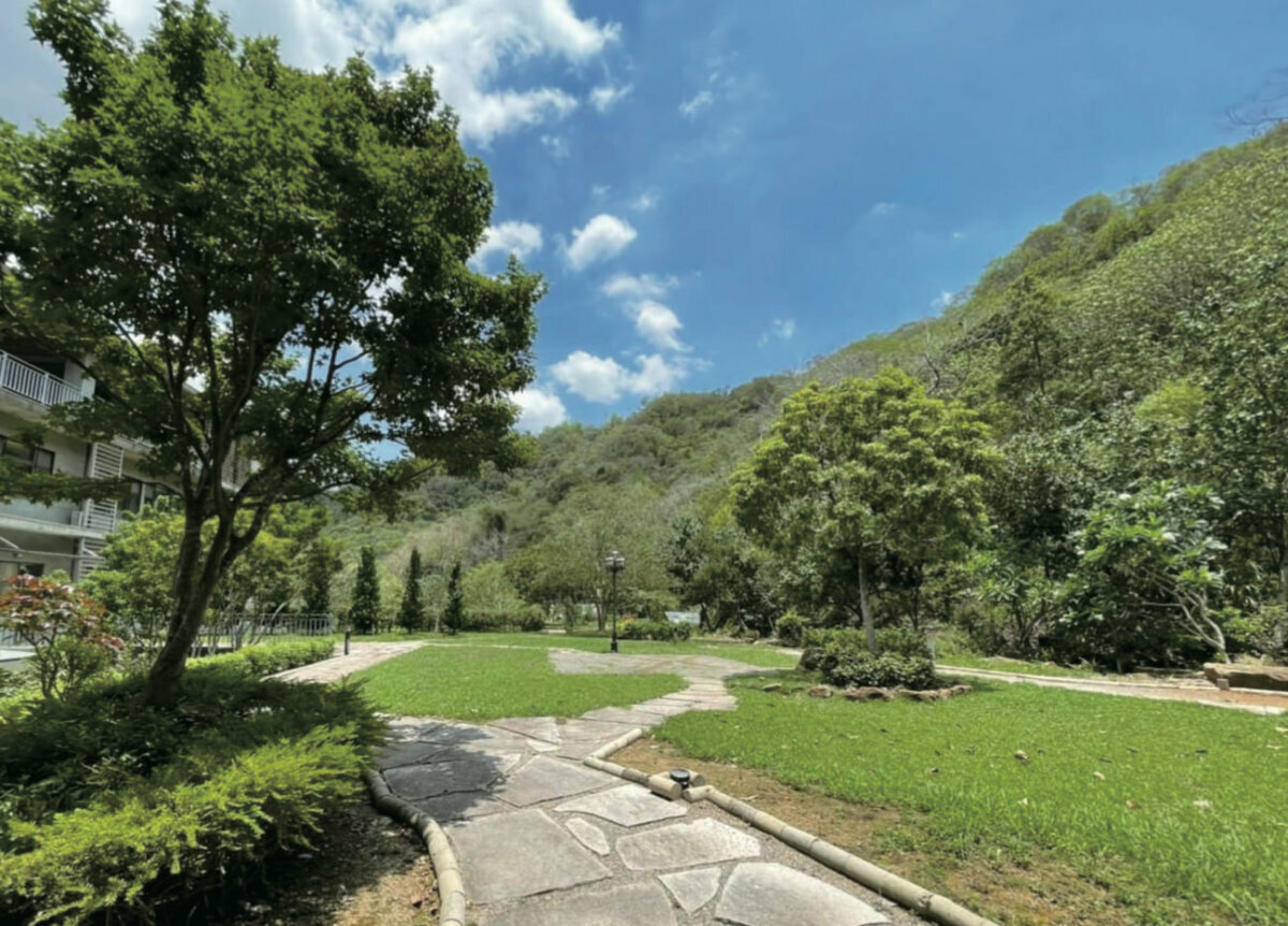 聖愛山莊山林被完整地保留下來，成為社會教育與長照服務的多元園區。(圖片來源/天主教曉明社會福利基金會)