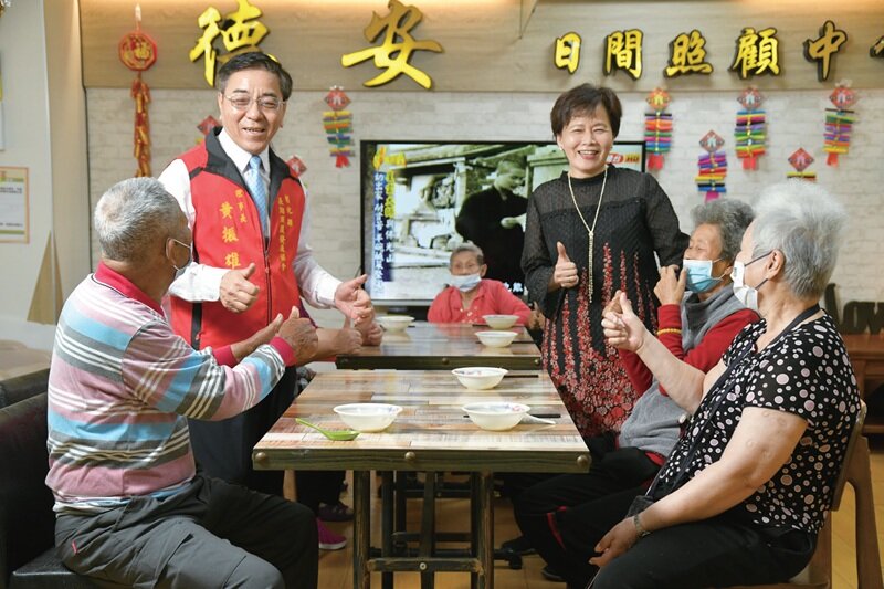 投入長照事業15年，黃振雄將持續關注長照2.0政策發展，期盼支給付制度能延伸到住宿型機構。(圖片來源/德安長照事業集團)