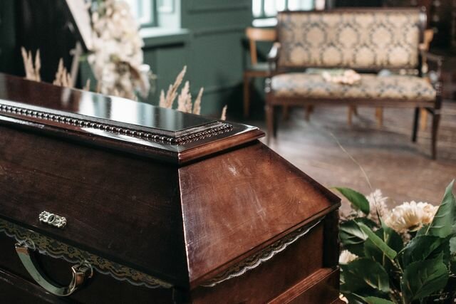在台灣，死亡常被視為禁忌話題，尤其是高齡者更加排斥談死。(圖片來源/pexels)