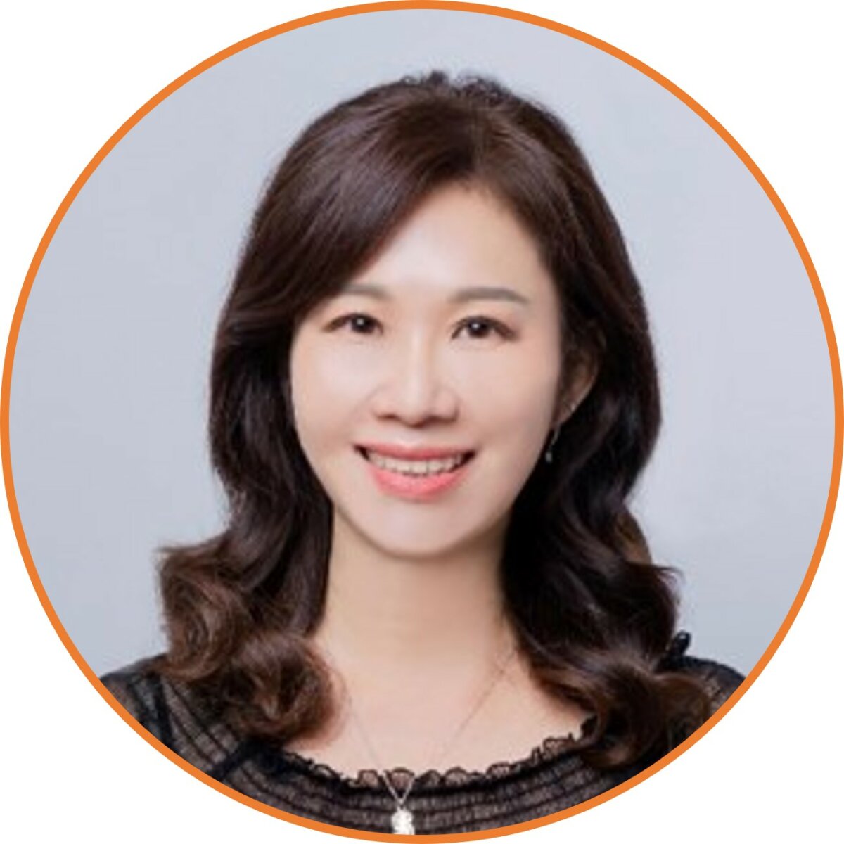 作者馮明珠為私立輔英科技大學護理系兼任副教授、高雄市立小港醫副院長/咀嚼吞嚥機能重建中心執行長。