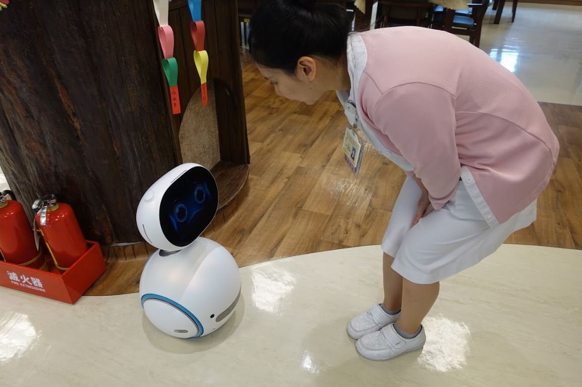 科技輔助照護 - 安可創新長照